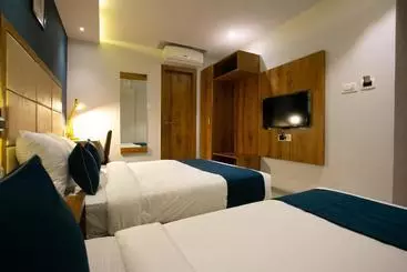 Hotel Oyo 79274 Oyo Silverkey  Astro
