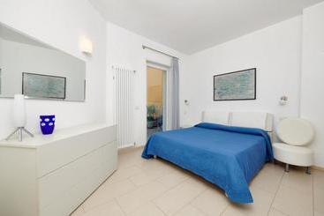 La Pervinca Apartments