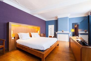 هتل Hof Van Aragon