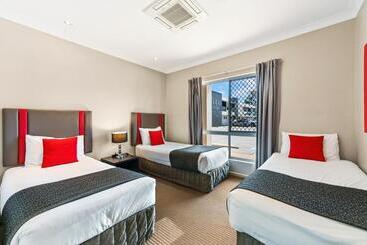 호텔 Platinum International