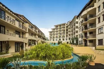 בית מלון כפרי The Cliff Beach & Spa