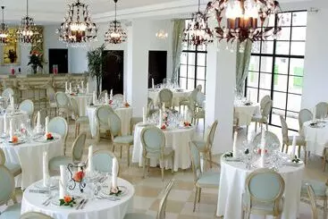 Hotel The Cliff Beach & Spa