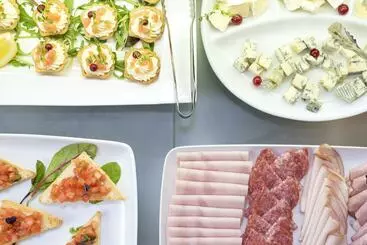 Отель West City