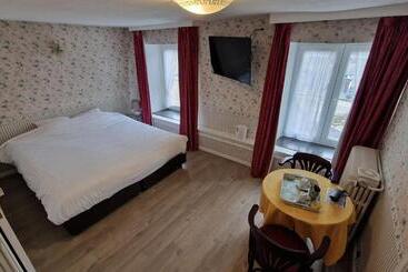 Royal Hotel-restaurant Bonhomme