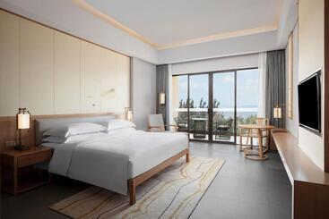 Otel Sheraton Maoming Romantic Beach Resort