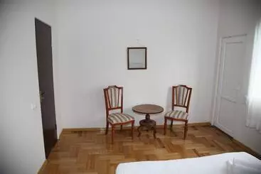 پانسیون Merabi Guest House