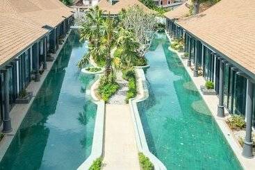 هتل Tajh Pool Villas
