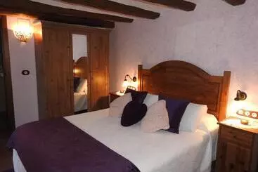 בית מלון כפרי El Molí De Pontons Suites Con Jacuzzi Spa