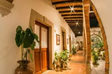 فندق Meson De Los Remedios