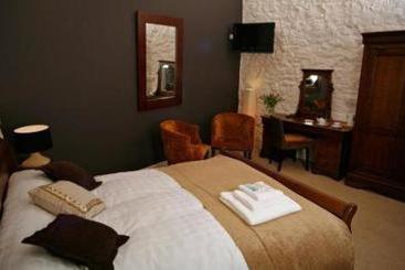 فندق The Staff Of Life