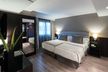 هتل Catalonia Rigoletto