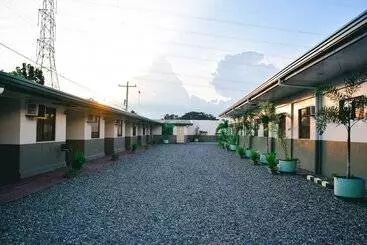 هتل Besm Traveler S Inn