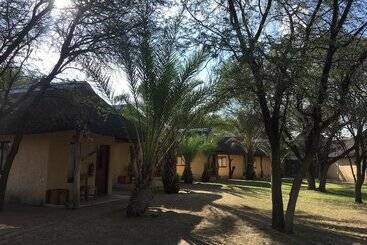 هتل Tautona Lodge