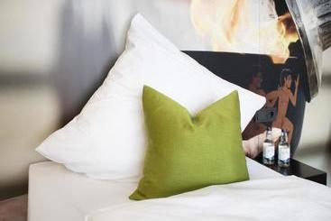 Kuf Hotel By Wmm Hotels