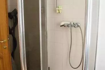 پانسیون Guest House On Maksimova 9