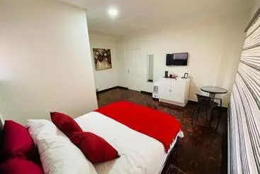Pensió Ithonsi Guesthouse And Spa