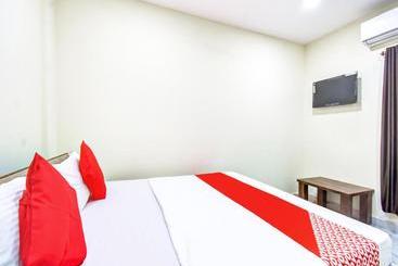 Hotelli Oyo 79495 Maa Mangala Guest House