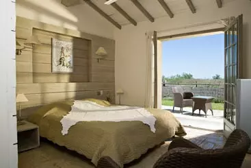 Hotel Hôtel Restaurant Les Arnelles