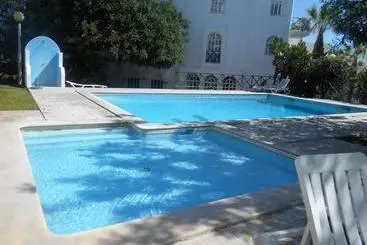 هتل آپارتمان Tavira Garden