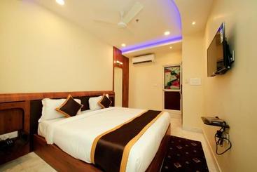 בית מלון כפרי Golden Palace