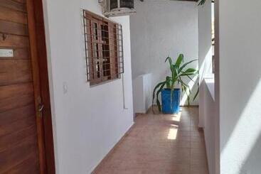 پانسیون Pousada Flor D' Açucena