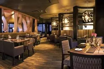 ホテル Black Rock Oceanfront Resort