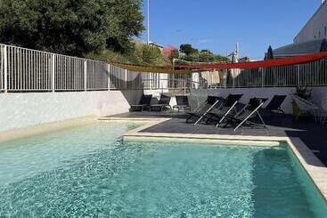 ホテル Campanile Montpellier Ouest Croix D Argent