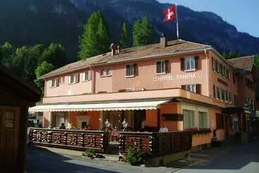 هتل Tamina