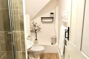 Magnolia Cottage