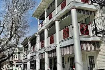 Quaker Inn