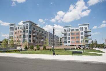 호텔 Global Luxury Suites East Boston