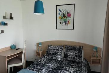 בית מלון כפרי Acqs Hôtel