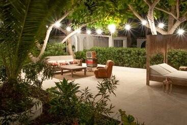 Apart Hotel Secret Oasis Ibiza Adults Only
