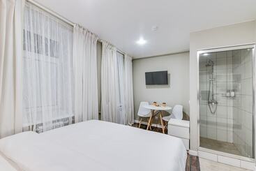 מלון דירות Travelto 5 Uglov