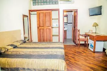 هتل Restaurant Coco Lodge Majunga