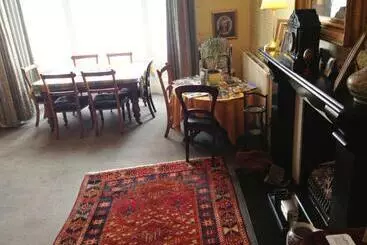 Otel Rathan House The Eskbank