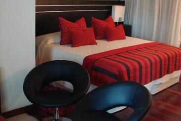 فندق Zoom Apartments