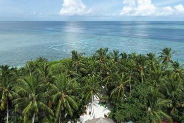 تختخواب و صبحانه Rising Sun Beach View