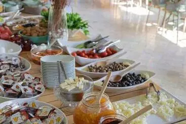 هتل West House Exclusive