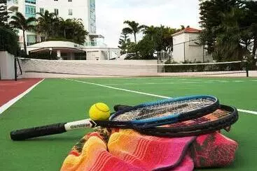 Hotel Pacific Views Resort