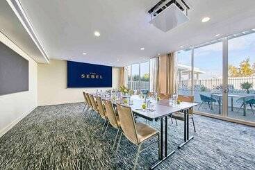 فندق The Sebel Mandurah