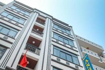 Huoneistohotelli Anh đào