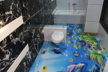 The Grand Piano   Best Business Hotel In Patan