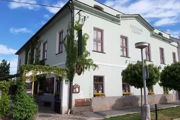 ユースホステル Penzion A Restaurace U Hájků