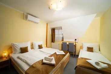 Nocleg ze śniadaniem Regia Panzió