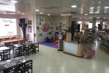 Hotel Peroza Corbelia