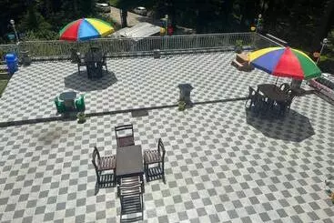 ペンション Valley View Rooms Near Khajjiar Lake