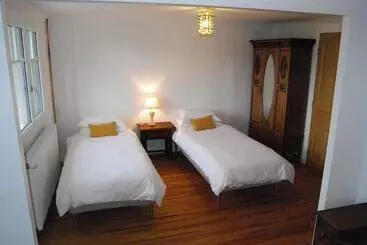 Nocleg ze śniadaniem Auberge St P Vegetarien Bnb