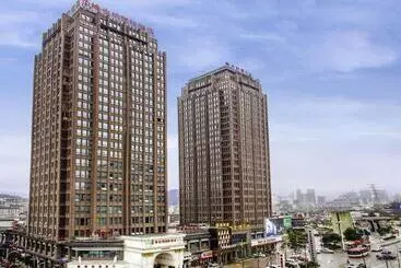 Vienna International Hotel Guizhou Weng An Qilong Binfen Moer City