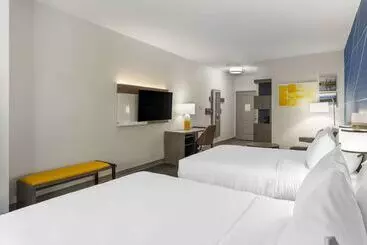 فندق Comfort Suites